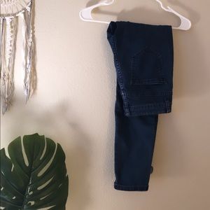 Dark denim, high waisted skinny jeans